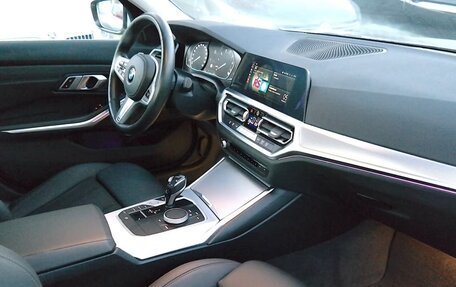 BMW 3 серия, 2021 год, 3 950 900 рублей, 6 фотография