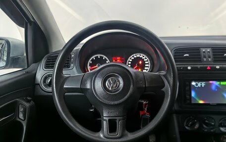 Volkswagen Polo VI (EU Market), 2011 год, 599 000 рублей, 10 фотография