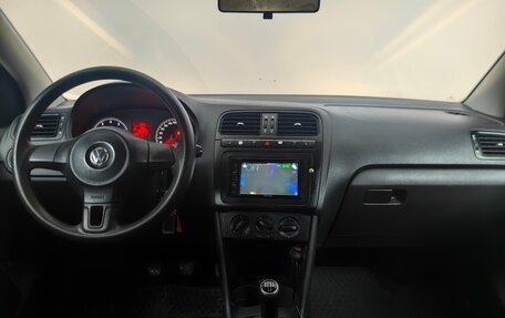 Volkswagen Polo VI (EU Market), 2011 год, 599 000 рублей, 11 фотография