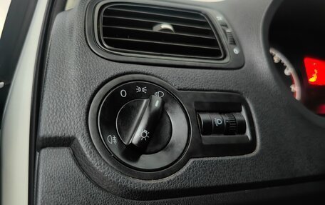 Volkswagen Polo VI (EU Market), 2011 год, 599 000 рублей, 21 фотография