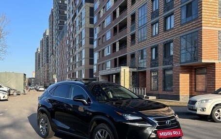 Lexus NX I, 2017 год, 2 950 000 рублей, 3 фотография