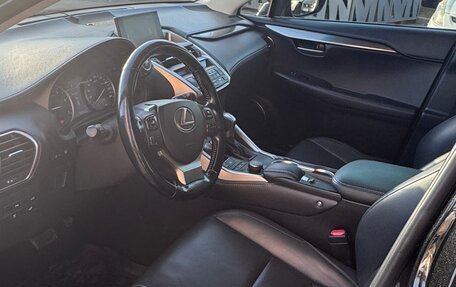 Lexus NX I, 2017 год, 2 950 000 рублей, 10 фотография