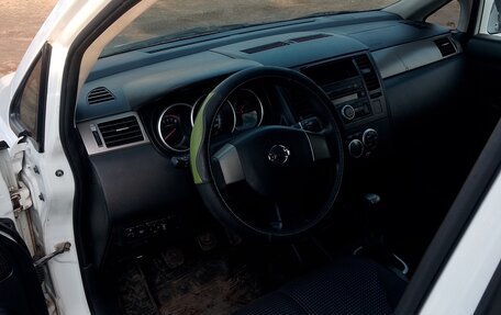 Nissan Tiida, 2011 год, 660 000 рублей, 6 фотография