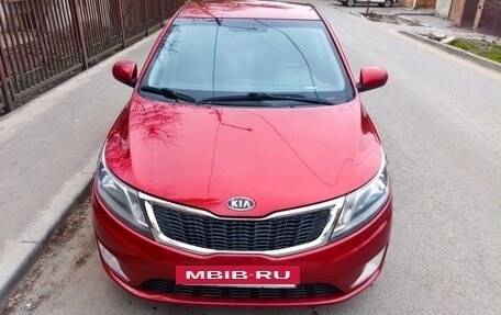 KIA Rio III рестайлинг, 2013 год, 960 000 рублей, 2 фотография