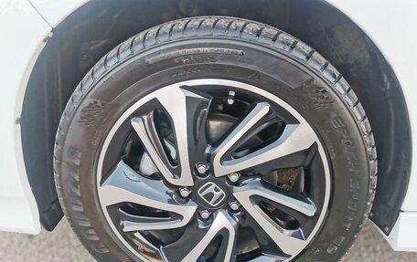 Honda Stepwgn IV, 2021 год, 1 970 000 рублей, 10 фотография