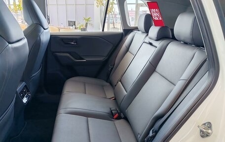 Toyota RAV4, 2025 год, 5 290 000 рублей, 18 фотография