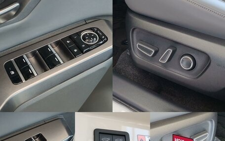 Toyota RAV4, 2025 год, 5 290 000 рублей, 21 фотография