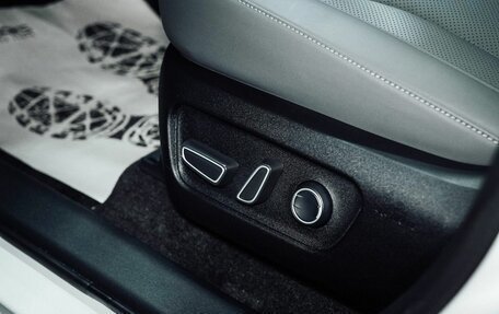 Toyota RAV4, 2026 год, 4 700 000 рублей, 34 фотография