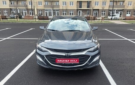 Chevrolet Malibu IX, 2020 год, 2 000 000 рублей, 1 фотография