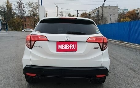 Honda Vezel, 2017 год, 1 820 000 рублей, 5 фотография