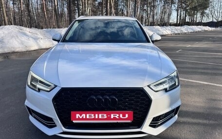 Audi A4, 2019 год, 2 850 000 рублей, 3 фотография