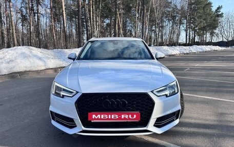 Audi A4, 2019 год, 2 850 000 рублей, 2 фотография