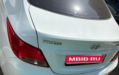 Hyundai Solaris II рестайлинг, 2015 год, 495 000 рублей, 2 фотография