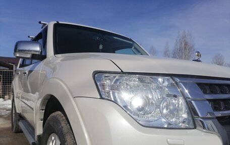 Mitsubishi Pajero IV, 2019 год, 4 000 000 рублей, 10 фотография