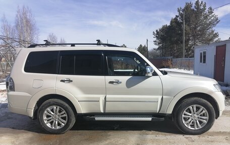 Mitsubishi Pajero IV, 2019 год, 4 000 000 рублей, 9 фотография