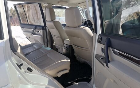 Mitsubishi Pajero IV, 2019 год, 4 000 000 рублей, 12 фотография