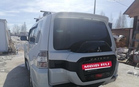 Mitsubishi Pajero IV, 2019 год, 4 000 000 рублей, 5 фотография