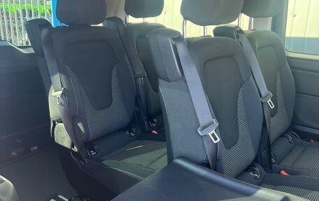 Mercedes-Benz V-Класс, 2021 год, 4 630 000 рублей, 15 фотография