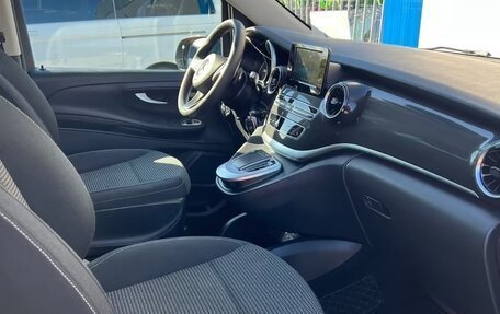 Mercedes-Benz V-Класс, 2021 год, 4 630 000 рублей, 13 фотография