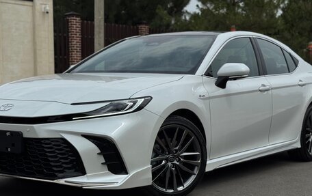 Toyota Camry, 2026 год, 4 640 000 рублей, 2 фотография