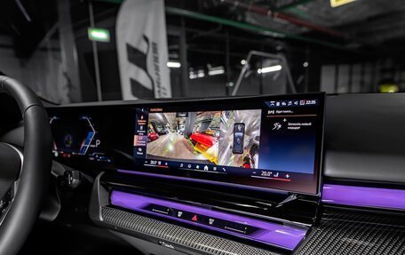 BMW 5 серия, 2025 год, 18 180 000 рублей, 15 фотография