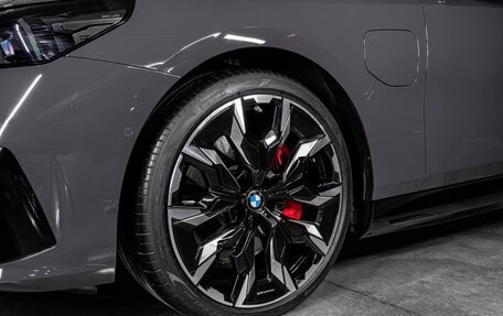 BMW 5 серия, 2025 год, 18 180 000 рублей, 23 фотография