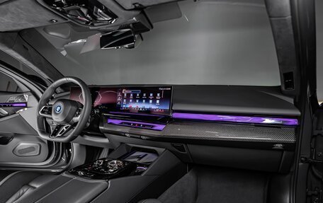 BMW 5 серия, 2025 год, 18 180 000 рублей, 13 фотография