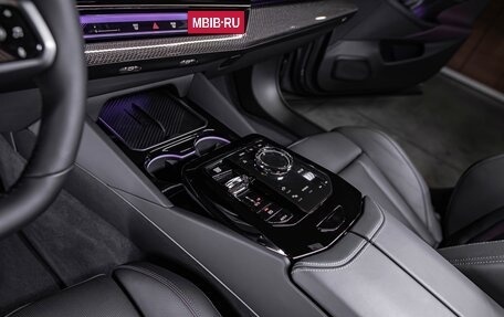 BMW 5 серия, 2025 год, 18 180 000 рублей, 11 фотография