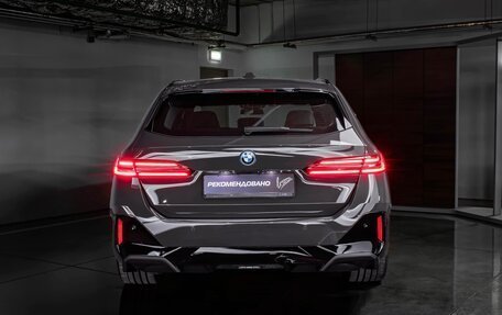 BMW 5 серия, 2025 год, 18 180 000 рублей, 26 фотография