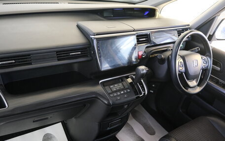 Honda Stepwgn IV, 2015 год, 2 299 000 рублей, 17 фотография