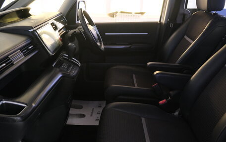 Honda Stepwgn IV, 2015 год, 2 299 000 рублей, 18 фотография