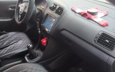 Volkswagen Polo VI (EU Market), 2013 год, 600 000 рублей, 11 фотография