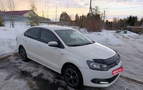 Volkswagen Polo VI (EU Market), 2011 год, 550 000 рублей, 2 фотография