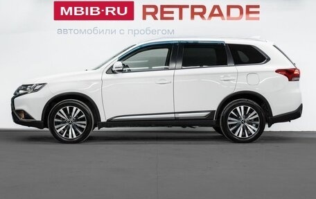 Mitsubishi Outlander III рестайлинг 3, 2020 год, 2 499 000 рублей, 9 фотография