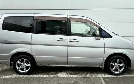 Nissan Serena II, 2002 год, 450 000 рублей, 4 фотография