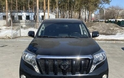 Toyota Land Cruiser Prado 150 рестайлинг 2, 2014 год, 3 690 000 рублей, 1 фотография