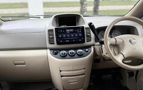 Nissan Serena II, 2002 год, 450 000 рублей, 11 фотография