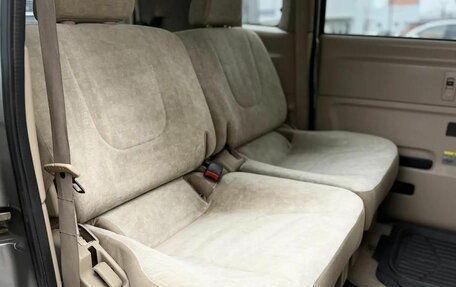 Nissan Serena II, 2002 год, 450 000 рублей, 16 фотография