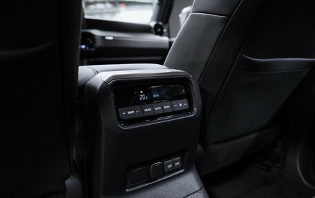 Toyota Land Cruiser Prado, 2025 год, 10 850 000 рублей, 22 фотография