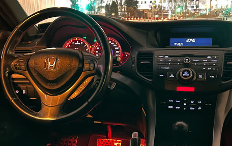 Honda Accord VIII рестайлинг, 2011 год, 1 400 000 рублей, 14 фотография