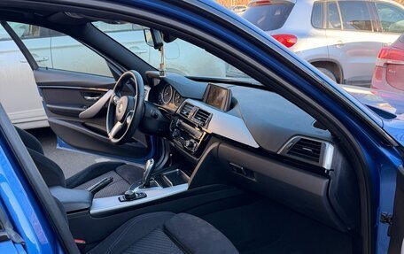 BMW 3 серия, 2017 год, 2 300 000 рублей, 14 фотография