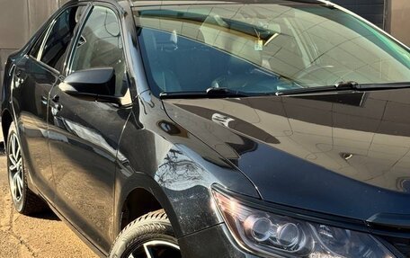 Toyota Camry, 2017 год, 2 200 000 рублей, 10 фотография