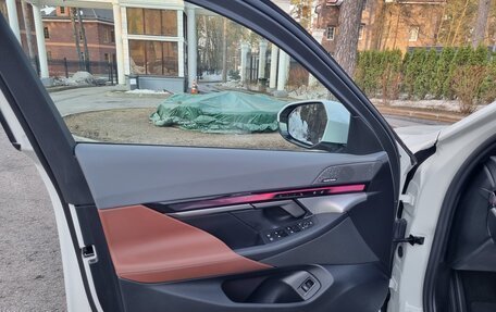 BMW 5 серия, 2025 год, 8 400 000 рублей, 29 фотография