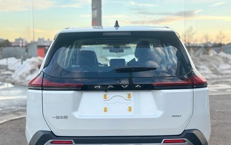 Toyota RAV4, 2025 год, 4 590 000 рублей, 4 фотография