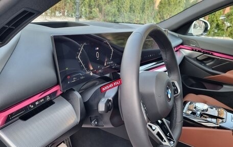 BMW 5 серия, 2025 год, 8 400 000 рублей, 28 фотография
