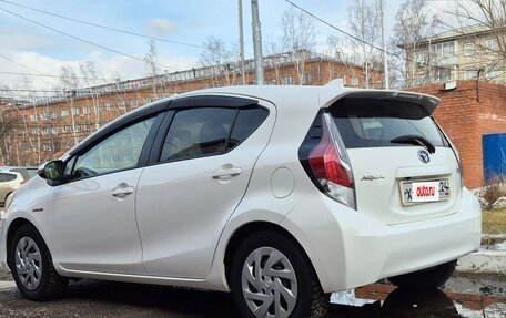 Toyota Aqua I, 2016 год, 1 050 000 рублей, 2 фотография