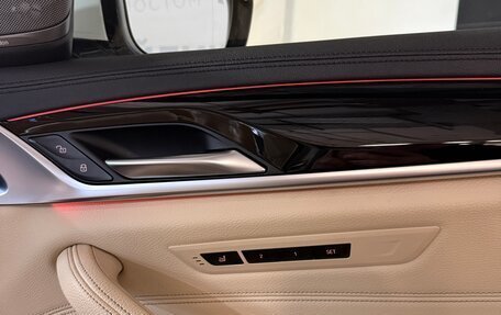 BMW 5 серия, 2018 год, 3 690 000 рублей, 13 фотография