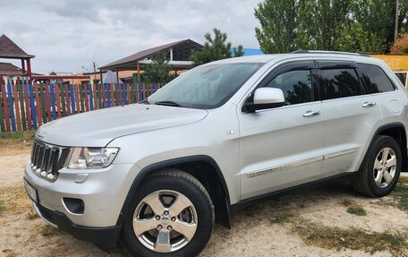 Jeep Grand Cherokee, 2012 год, 1 850 000 рублей, 2 фотография
