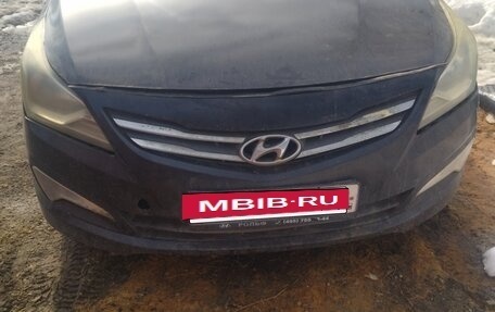 Hyundai Solaris II рестайлинг, 2015 год, 750 000 рублей, 4 фотография