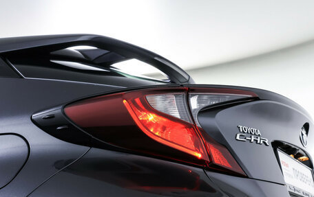 Toyota C-HR I рестайлинг, 2020 год, 2 099 000 рублей, 20 фотография